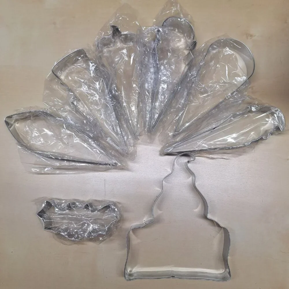 Halloween Cookie Cutters Wreath Circle‎ Ghost Ghoul Frankenstein Large Triangle
